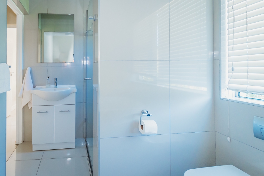 5 Bedroom Property for Sale in Heather Park Western Cape